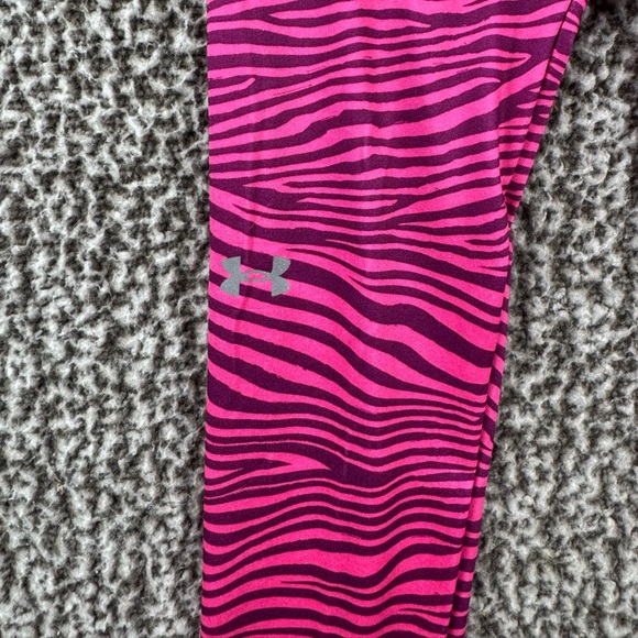 Under Armour Kids matching animal print Set - Gray and Pink - Picture 7 of 8